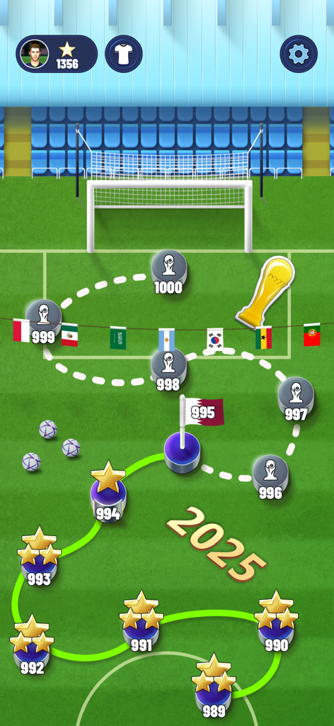 Una pantalla de juego móvil que muestra un mapa de niveles de campo de fútbol con etapas numeradas y estrellas en Superestrella del Fútbol.