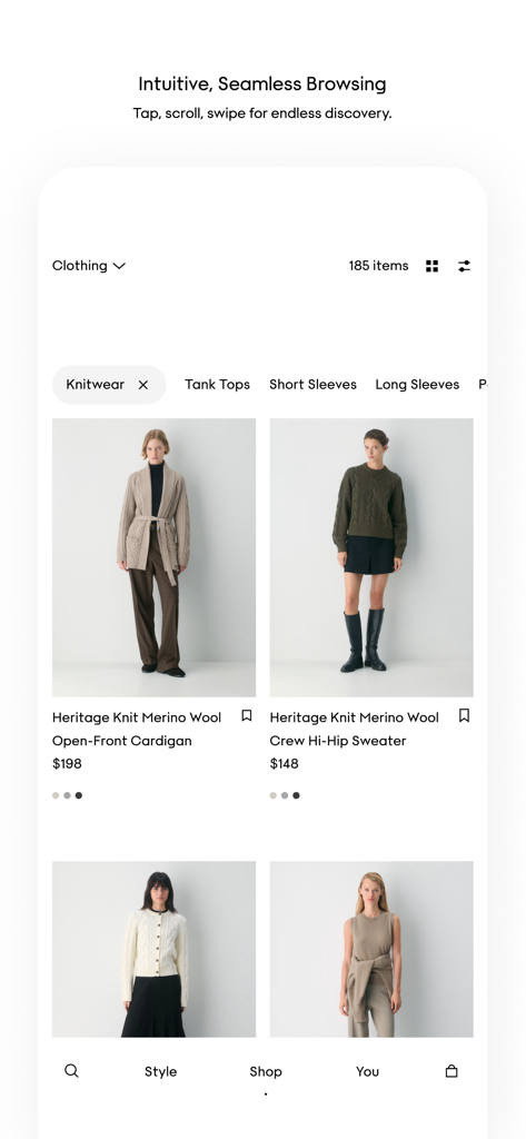 Aritzia - Pantalla del catálogo de ropa de la app Aritzia con prendas de punto y suéteres.