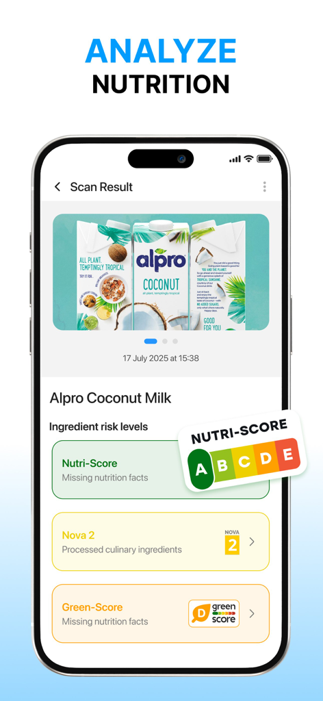 Scan QR Code Master - Interfaz de la aplicación que muestra el análisis nutricional y las puntuaciones de salud de un producto escaneado