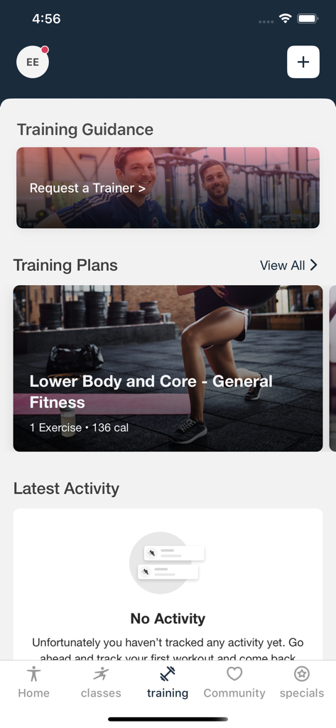 CIRCLE Fitness - Smartphone screen of the CIRCLE Fitness app showing training plans, trainer guidance, and activity tracking sections.