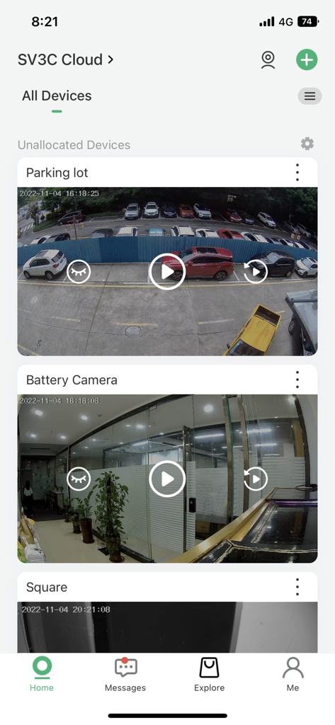 SV3C Cloud - Interface of the SV3C Cloud app showing a list of linked security cameras with live video previews