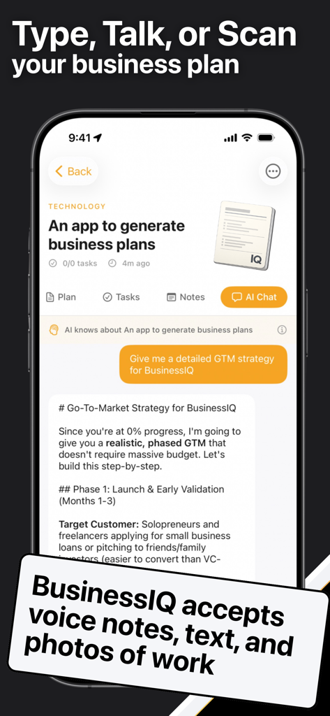 Interface de chat de IA no aplicativo Gerador de Plano de Negócios fornecendo uma estratégia de go-to-market