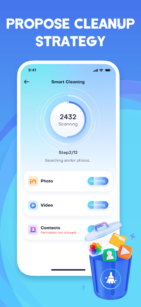 Interfaz de la aplicación Super Cleaner escaneando fotos y vídeos similares para liberar espacio de almacenamiento
