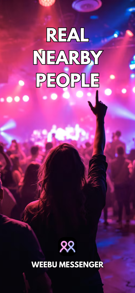 Uma mulher com a mão levantada em um show lotado com luzes de neon, com o texto Pessoas Reais Próximas e o logotipo do Weebu Messenger.