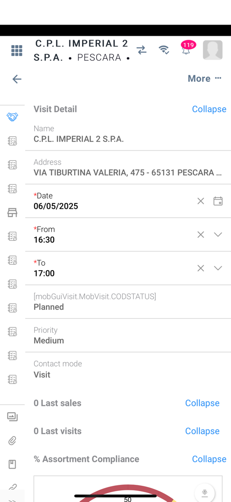 Interfaz de la aplicación XTEL que muestra los detalles de una visita a tienda minorista planificada, incluida la dirección y la hora.