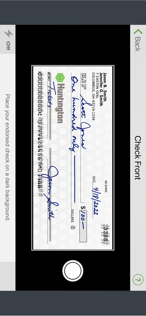 원격 수표 입금을 위한 수표 앞면을 캡처하는 헌팅턴 모바일 뱅킹 앱 인터페이스