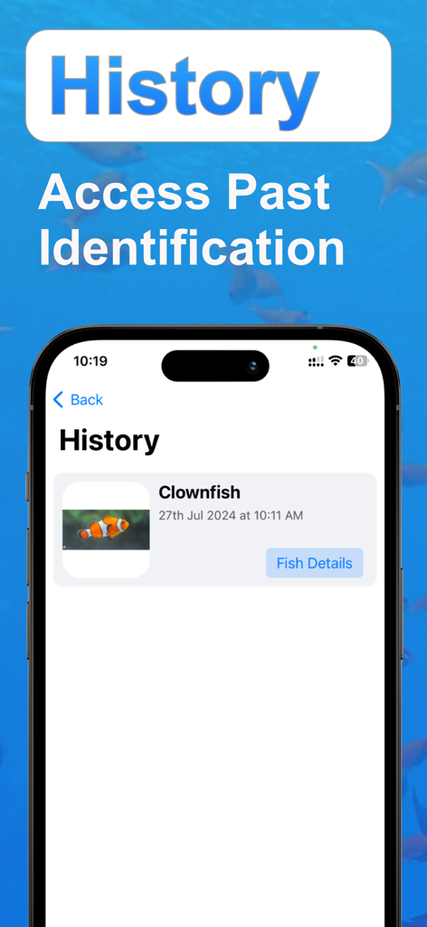 Fish Identifier: Scan & Find - 흰동가리이를 포함한 식별된 물고기 종의 기록 로그를 보여주는 모바일 앱 인터페이스