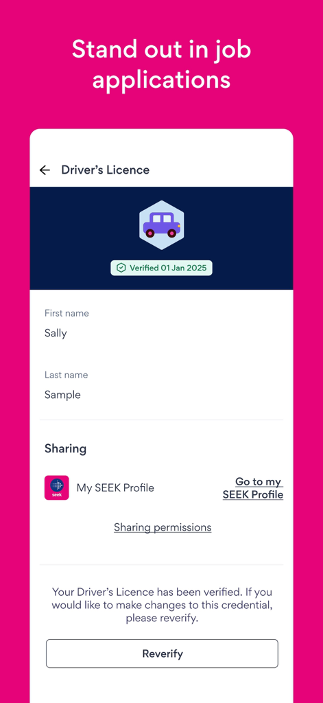 SEEK Passアプリの画面に、求人応募のために検証された運転免許証の資格が表示されている