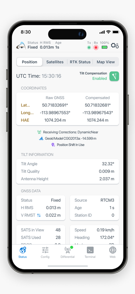 Eos Tools Pro - Eos Tools Proアプリインターフェイス。高精度GNSS測位座標とチルト補正データが表示されています。