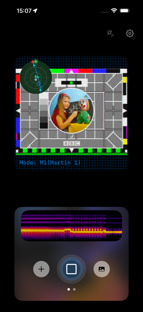Interface of the SSTV app decoding a radio signal into a vintage image with a live audio spectrogram
