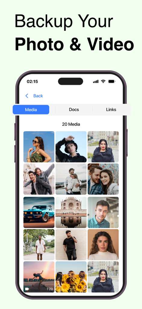 Recover Deleted Messages WARM - Interface showing a grid of backed up WhatsApp photos and videos
