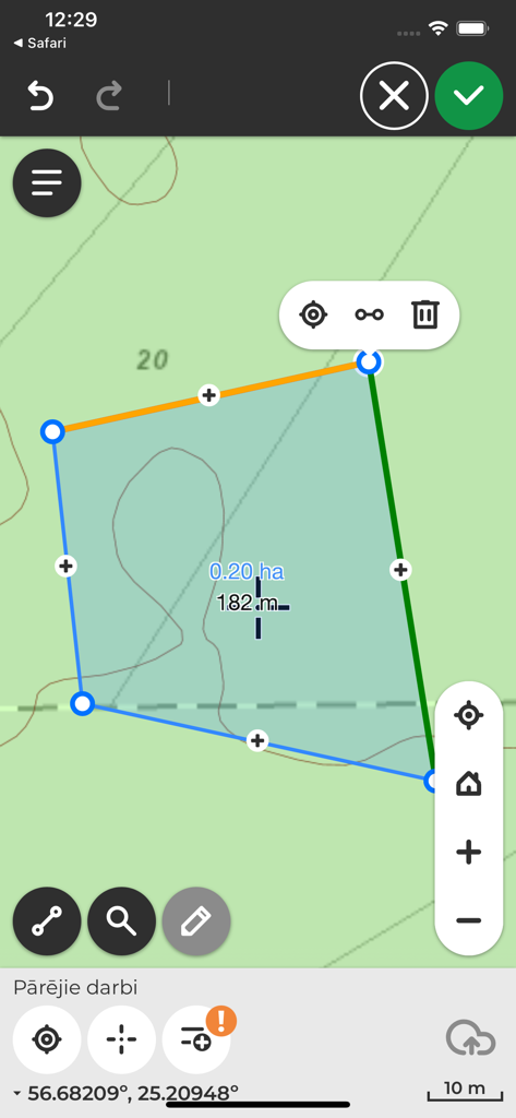 LVM GEO Mobile - LVM GEO Mobile app interface showing a land area measurement tool with a polygon drawn on a map.