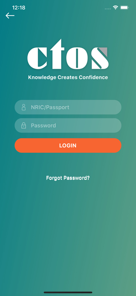 CTOS - Tela de login do aplicativo móvel CTOS com campos para NRIC ou passaporte e senha, e um botão de login laranja.