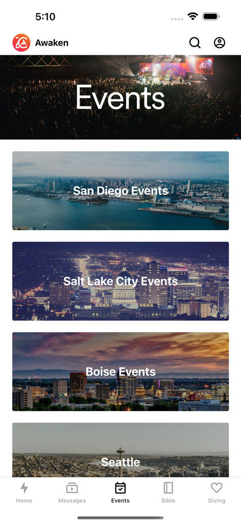 Pantalla de eventos en la aplicación Awaken Church que muestra categorías para San Diego, Salt Lake City, Boise y Seattle.