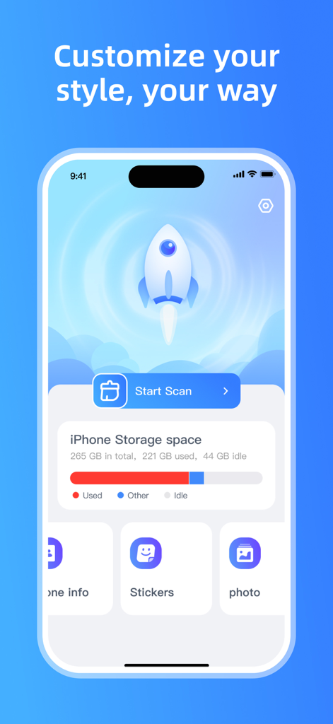 CleanNow - AI Storage Cleaner - Panel de la aplicación CleanNow mostrando el uso del almacenamiento del iPhone y un botón de inicio de escaneo con un ícono de cohete