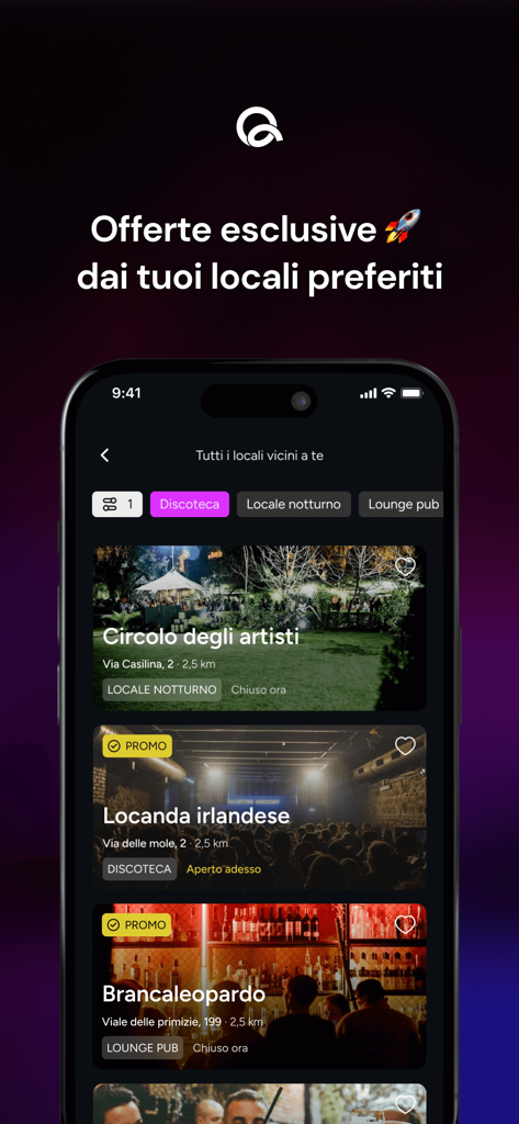 Uno smartphone che visualizza l'interfaccia dell'app Queue con un elenco di bar e club che offrono promozioni esclusive.