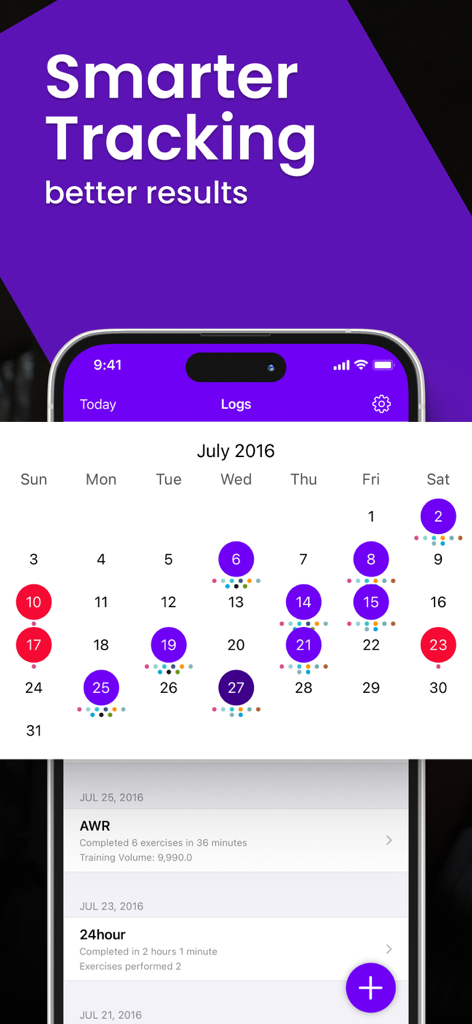 Screenshot dell'app FitNotes che mostra un calendario di allenamento con diari e riepiloghi del volume