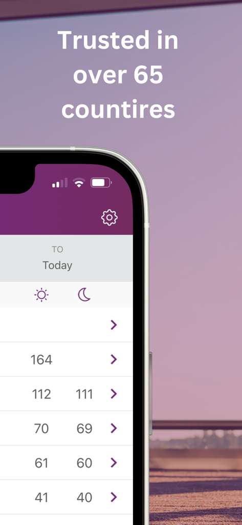 TrackingDays app interface showing day and night counts for international travel and tax residency compliance