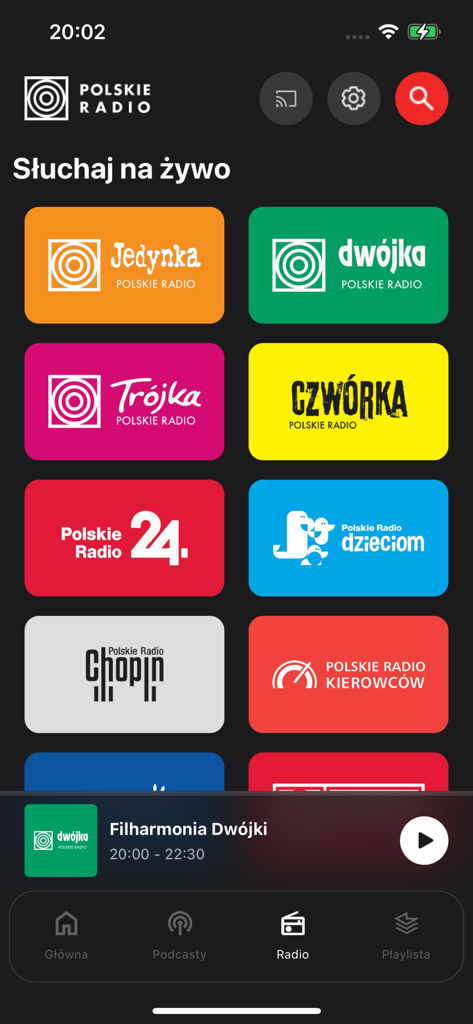 Interfaz de la aplicación Polskie Radio mostrando una selección de estaciones de radio en vivo para streaming