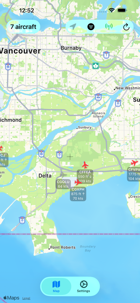 Sky Pinger - Sky Pinger app interface showing real-time aircraft tracking on a map with altitude and speed data