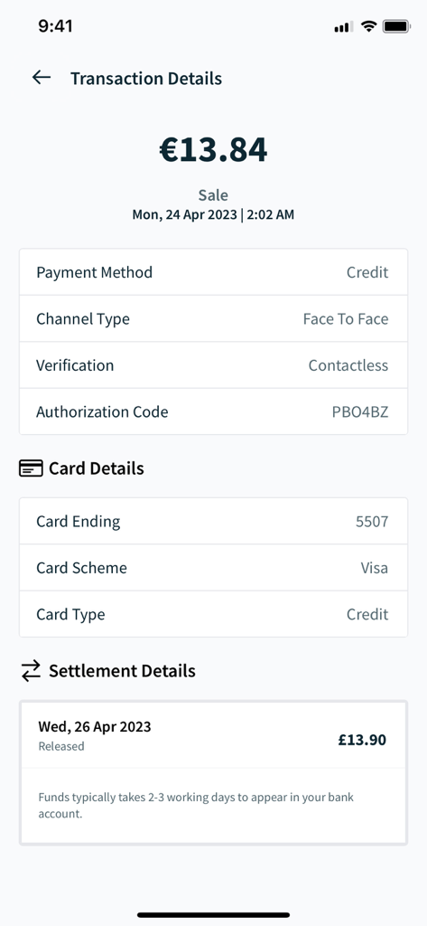 Worldpay Dashboard - Worldpay Dashboard mobile App-Bildschirm mit Details zu einer Transaktion für eine persönliche Kreditkartenzahlung