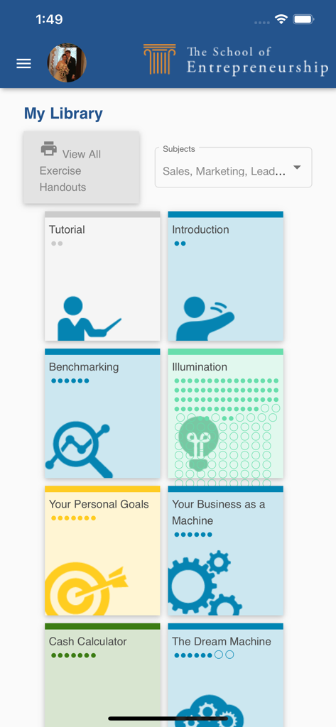 SOE Online - Bibliothèque de l'application SOE Online présentant des modules de formation commerciale et de leadership pour les entrepreneurs.