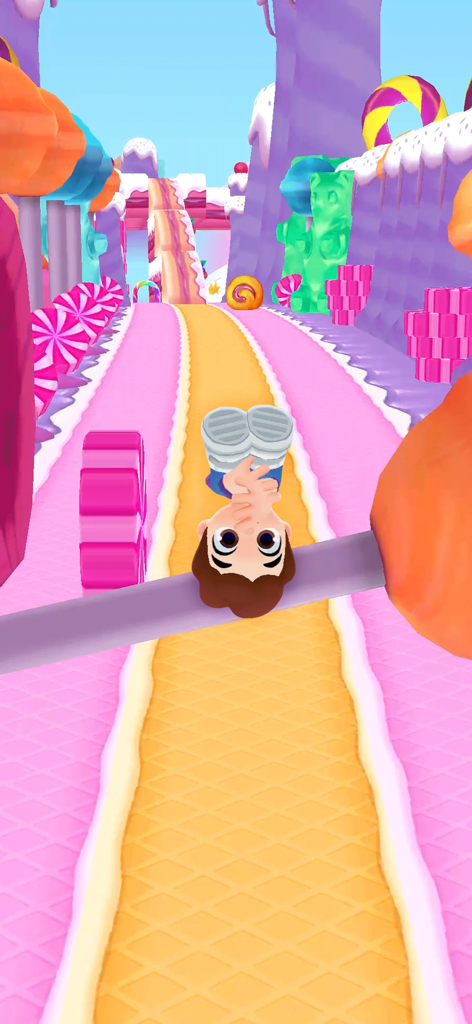 Kooply Run: Subway Craft - Kooply Runモバイルゲームのカラフルなキャンディランドレベルを駆け抜けるキャラクター