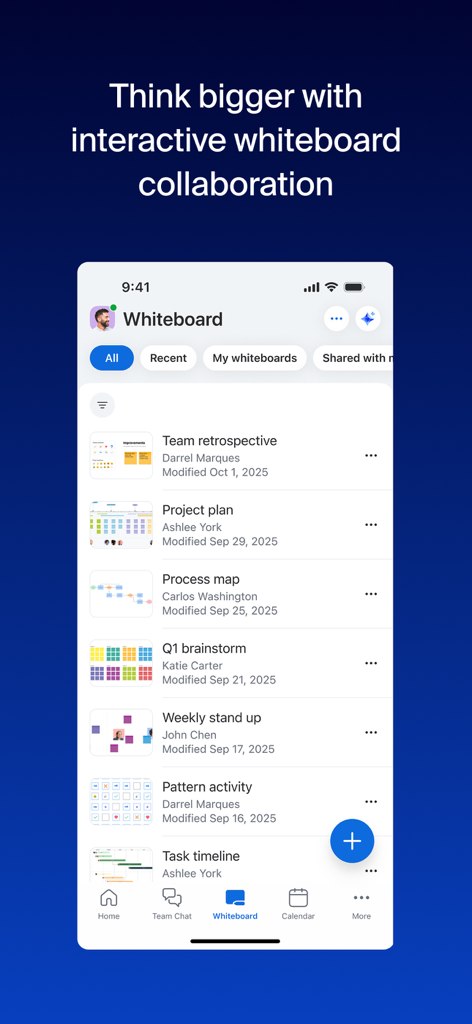 팀 협업 및 프로젝트 계획을 위한 대화형 화이트보드 목록을 보여주는 Zoom Workplace 모바일 앱 화면