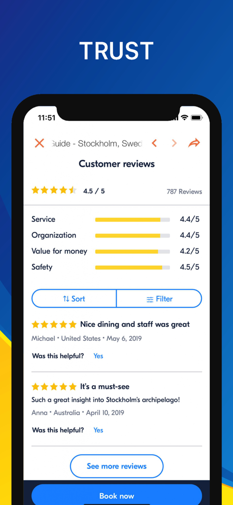 스톡홀름 여행 가이드 앱 화면에 4.5점의 높은 고객 평가와 긍정적인 여행자 리뷰가 표시됩니다.