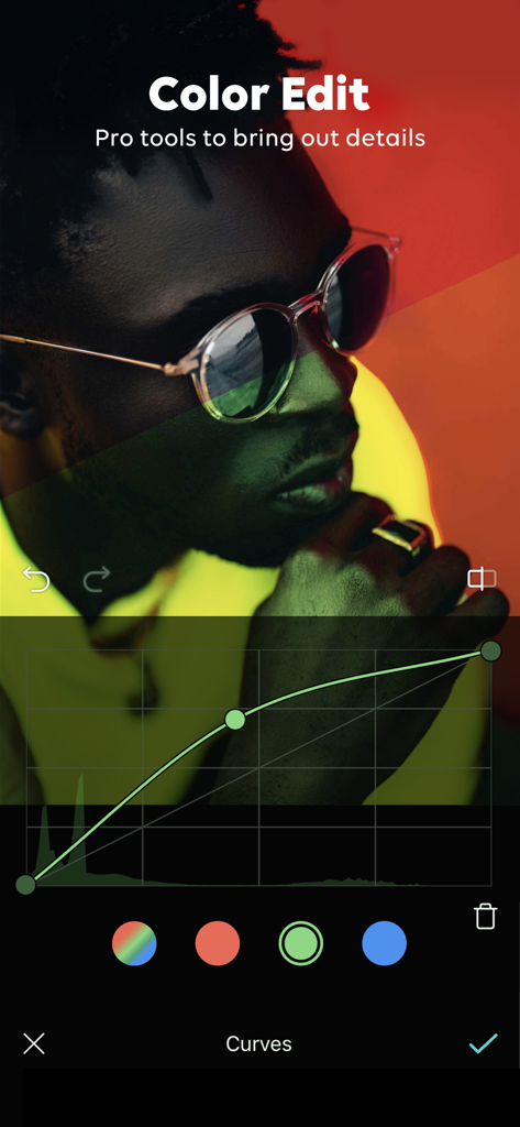 B612アプリのインターフェース、ポートレートでカーブツールを使用したプロフェッショナルカラー編集を表示