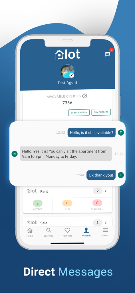 Interfaz de mensajería directa en la aplicación Plot.gr que muestra un chat entre un usuario y un agente inmobiliario sobre la disponibilidad de propiedades.