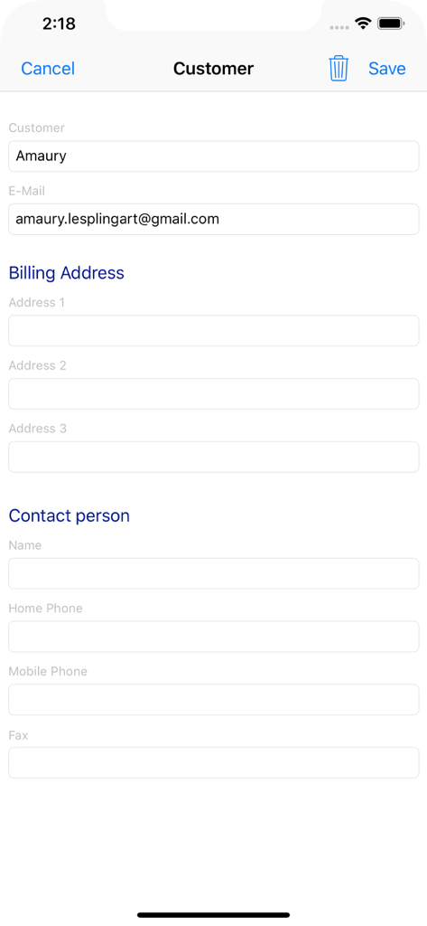 Invoice Pro. - Mobile interface showing the customer details and billing address form in the Invoice Pro app.