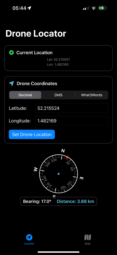 Drone Locator - Interfaccia dell'app Drone Locator che mostra coordinate GPS e bussola di navigazione