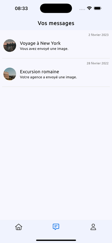 Conciergerie Carrefour Voyages - L'écran de messagerie de l'application de voyage affichant des fils de discussion pour différents itinéraires de voyage