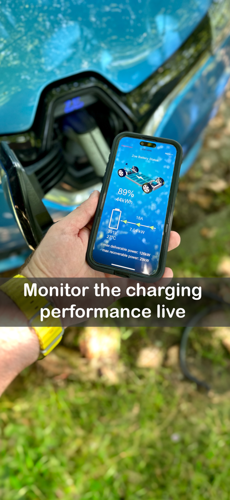 My Zoe Battery info App - iPhone displaying live Renault Zoe battery charging performance data while connected to the vehicle