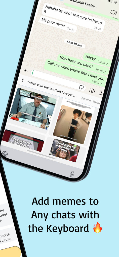 Fai: Free AI Meme Generator - WhatsAppチャットインターフェイスに統合されたFaiアプリのミームキーボードを示すiPhone画面