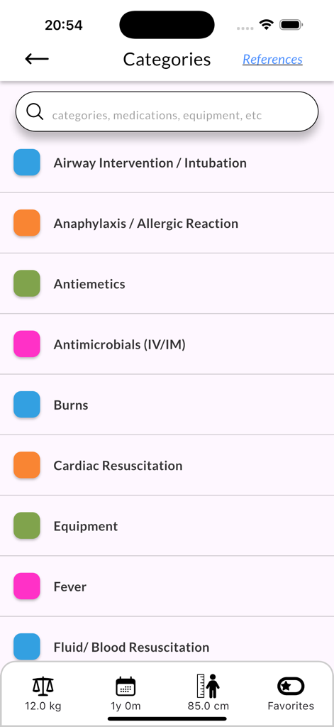 Pedi STAT EMS - Pedi STAT EMSモバイルアプリ画面。熱傷や心停止蘇生などの小児救急医療カテゴリのリストが表示されます。