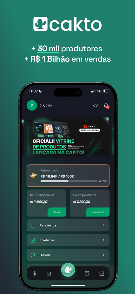 Cakto - Interfaz de la aplicación móvil Cakto en un iPhone que muestra el seguimiento de ingresos financieros y métricas de ventas para creadores de contenido
