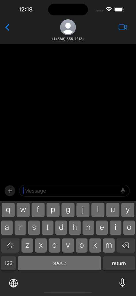 Colemak - Screenshot of the Colemak keyboard layout on an iPhone in dark mode