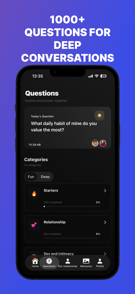 Our Story - App for couples - Pantalla de la aplicación Nuestra Historia que muestra preguntas diarias de relación y categorías de conversación para parejas.