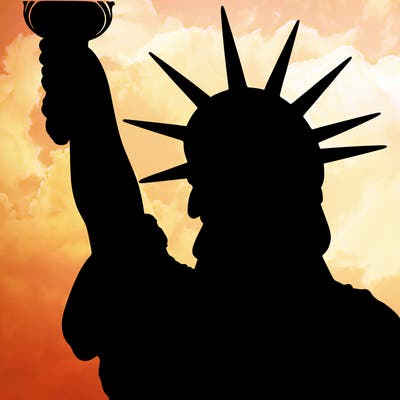 realistic statue of liberty