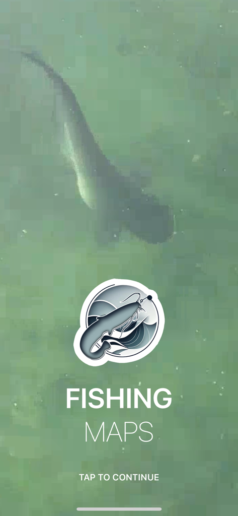 Fishing Maps - Fishing Maps App Splashscreen, der einen Wels zeigt, der unter Wasser schwimmt, mit dem Markennamen und Titel