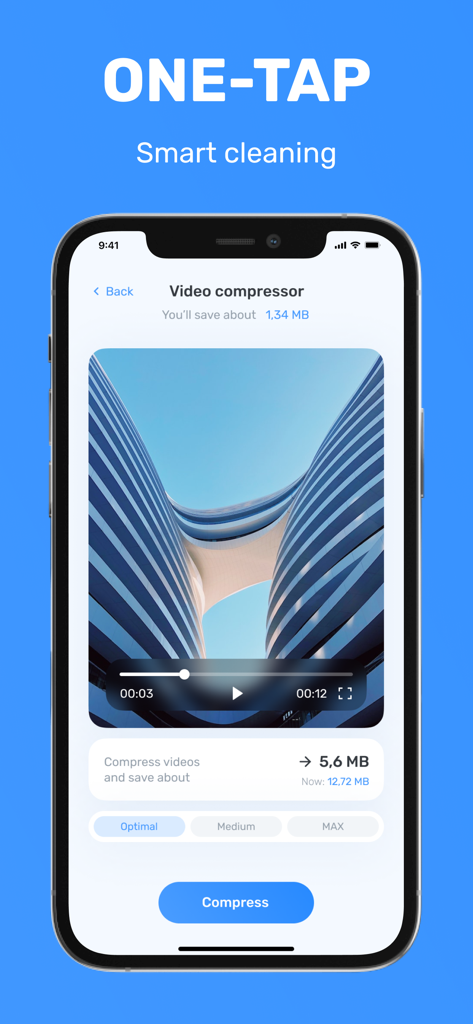 Interfaz de la aplicación de iPhone que muestra la función de compresión de video para ahorrar espacio de almacenamiento