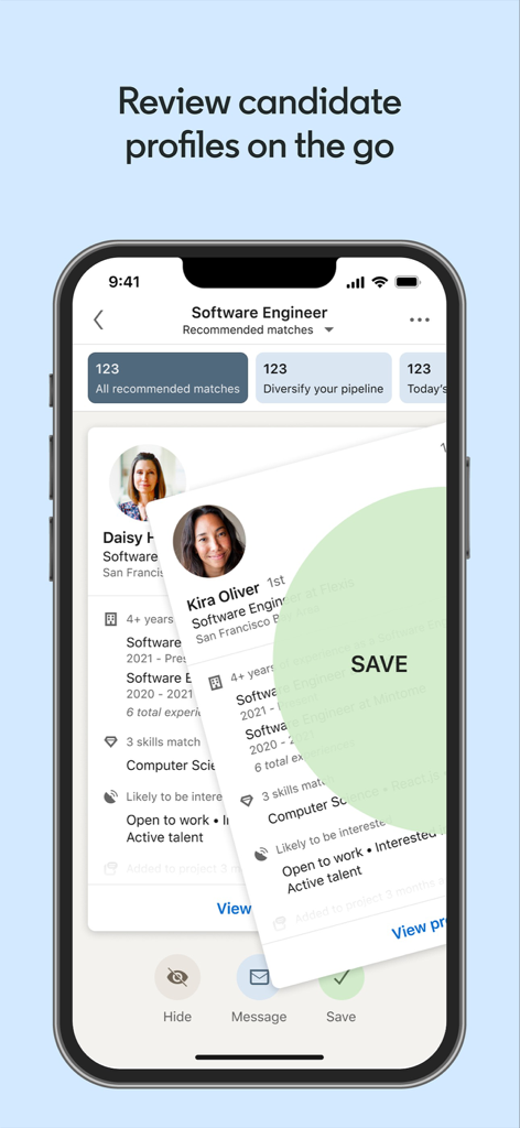 非表示、メッセージ送信、保存のオプションが表示された候補者プロフィールのカードを表示するLinkedIn Recruiterモバイルインターフェース。