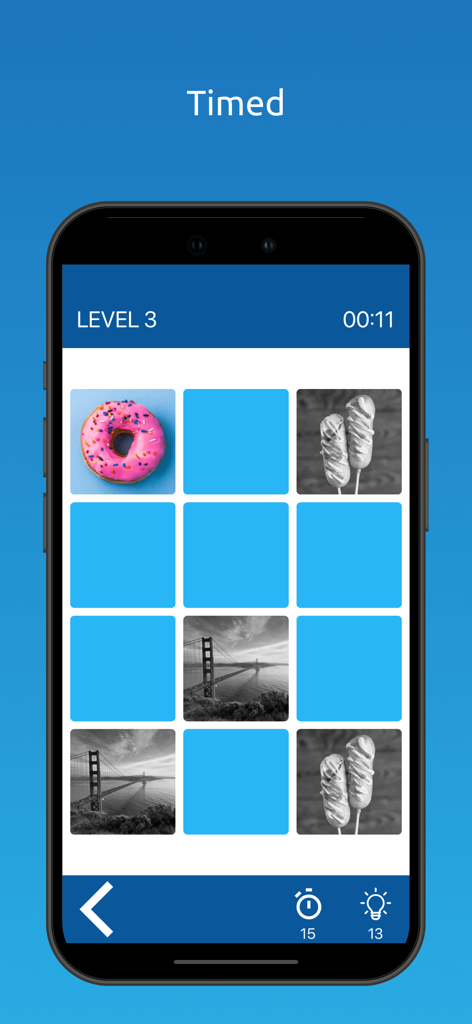 Memory Match : Brain Training - Pantalla de smartphone que muestra un nivel cronometrado del juego de entrenamiento cerebral Memory Match con cartas coincidentes