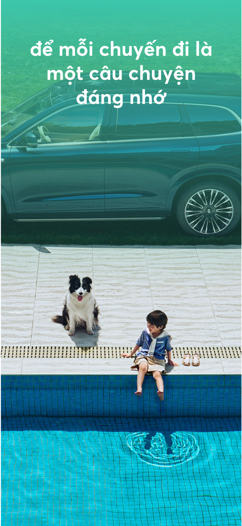 BonbonCar - Thuê xe tự lái - Un enfant et un chien assis au bord d'une piscine à côté d'un SUV bleu représentant une histoire de voyage mémorable