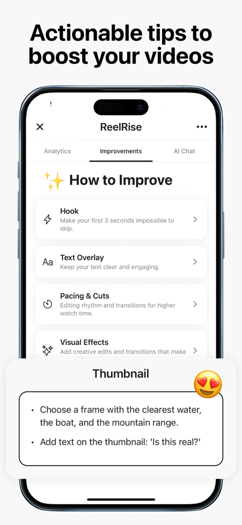 La interfaz de la aplicación ReelRise que muestra sugerencias de IA para mejorar los ganchos y el ritmo del vídeo