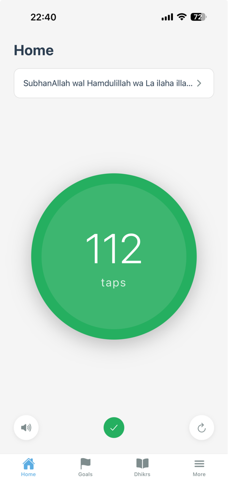 Dhikr - Tasbeeh & Adhkar - La pantalla de inicio de la aplicación Dhikr muestra un contador digital de tasbeeh circular verde minimalista con 112 toques registrados.