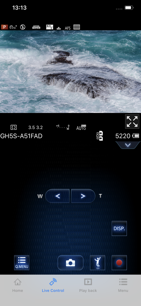L'application Panasonic Image App offre une interface de prise de vue à distance avec visualisation en direct des vagues et des paramètres de l'appareil photo.