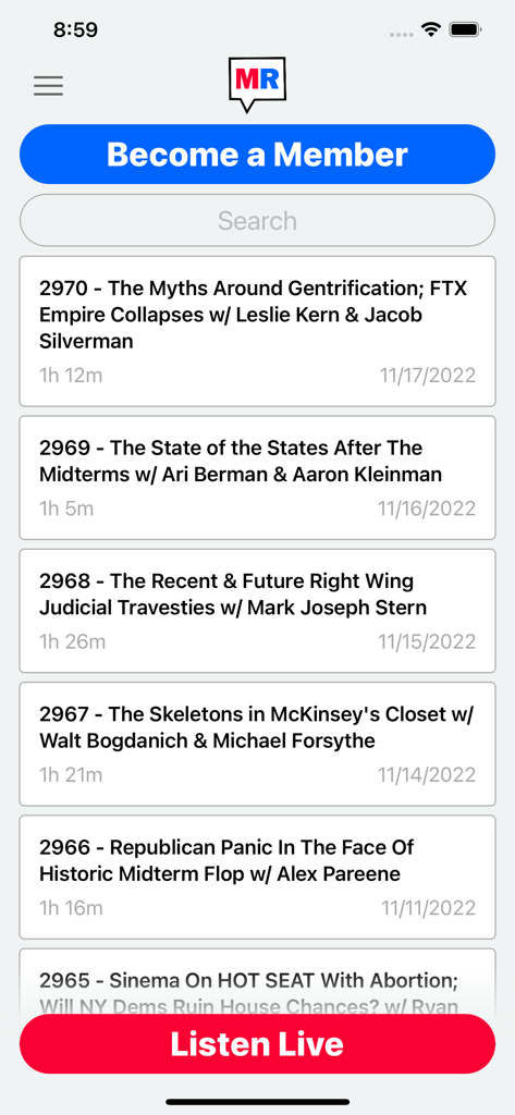 Archivio di episodi del podcast The Majority Report nell'interfaccia dell'app mobile.